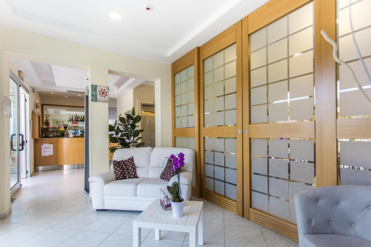 Hotel Savana Rimini Kültér fotó